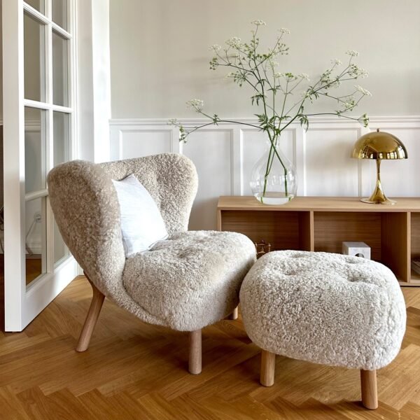 Little Petra Lounge Chair and Ottoman Replica by Viggo Boesen for &Tradition - Image 13